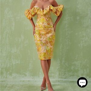 Elegant Strapless Floral Dress in Yellow and Green